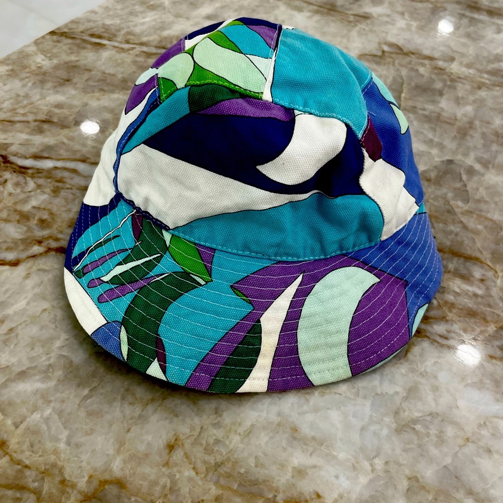 Emilio Pucci baseball cap/small brim visor is just adorable!